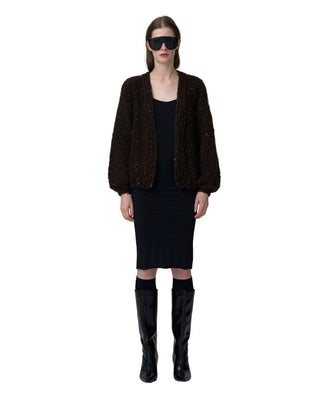 Rückenansicht Kaschmirjacke mit Pailletten in der Farbe braun Rückenansicht Kaschmirjacke mit Pailletten in der Farbe braun
