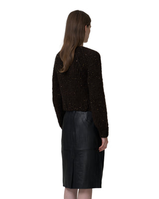 Rückenansicht kurze Kaschmirjacke mit Pailletten, Farbe braun Rückenansicht kurze Kaschmirjacke mit Pailletten, Farbe braun