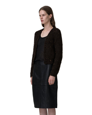 Seitenansicht kurze Kaschmirjacke mit Pailletten, Farbe braun Seitenansicht kurze Kaschmirjacke mit Pailletten, Farbe braun