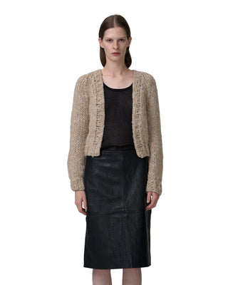 Detailansicht kurze Kaschmirjacke mit Pailletten, Farbe Sandstone Detailansicht kurze Kaschmirjacke mit Pailletten, Farbe Sandstone