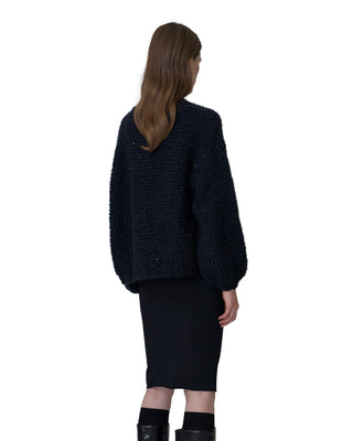 Rückenansicht Kaschmirjacke mit Pailletten in der Farbe midnight