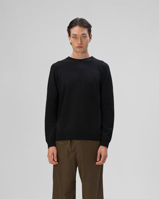 Ella Silla Men Kaschmir Feinstrick Pullover in der Farbe schwarz. Detailansicht