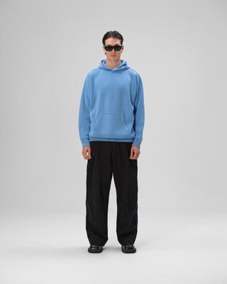 Ella Silla Kaschmir Hoodie in der Farbe blau Frontansicht.