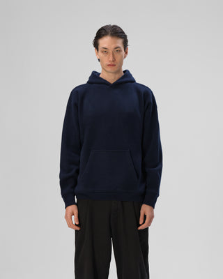 Ella Silla Kaschmir Hoodie in der Farbe dunkelgrau Frontansicht.